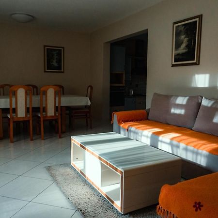 Holiday Home Rozic - Villa With Private Seasonal Heated Pool Mostar Bagian luar foto