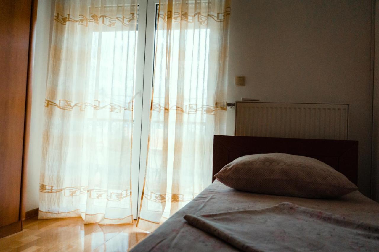 Holiday Home Rozic - Villa With Private Seasonal Heated Pool Mostar Bagian luar foto