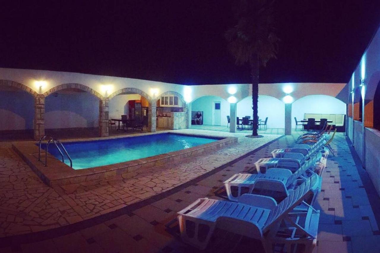 Holiday Home Rozic - Villa With Private Seasonal Heated Pool Mostar Bagian luar foto